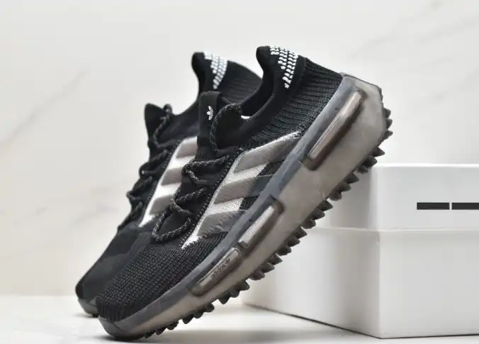 hype Adidas Sneakers