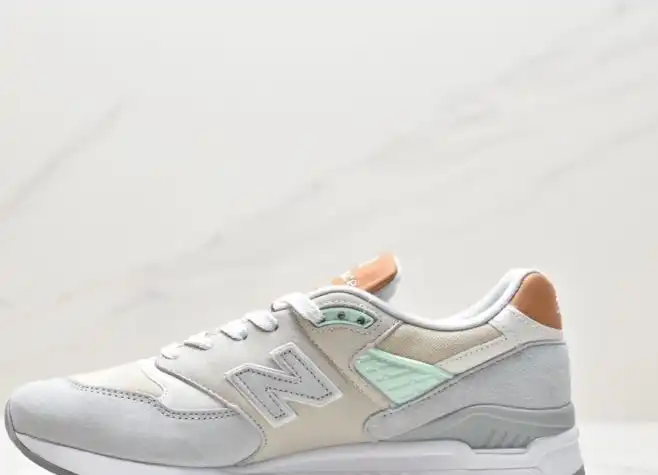 hype New Balance Sneakers