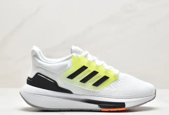 hype Adidas Sneakers