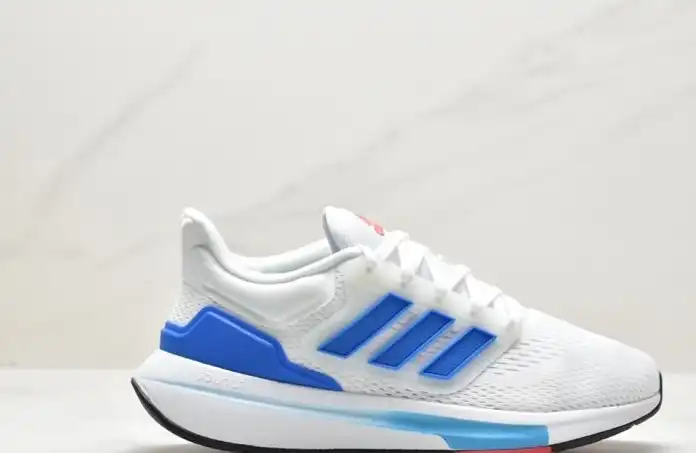 hype Adidas Sneakers