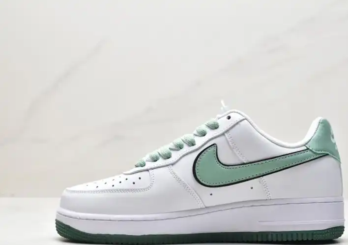 hype Nike Air Force 1