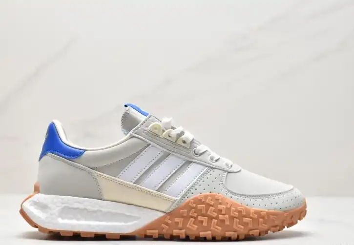 hype Adidas Sneakers