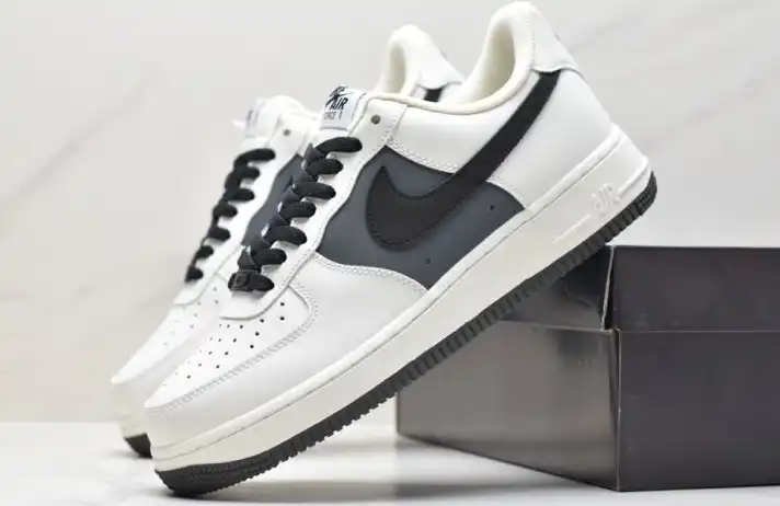 hype Nike Air Force 1