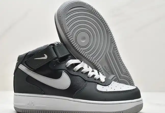 hype Nike Air Force 1