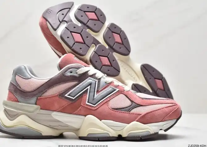 hype New Balance Sneakers