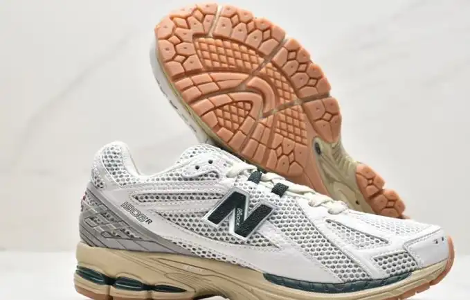 hype New Balance Sneakers