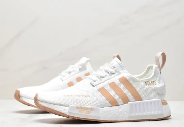 hype Adidas Sneakers