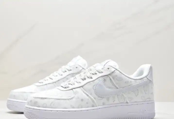 hype Nike Air Force 1