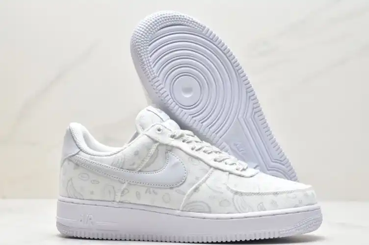 hype Nike Air Force 1