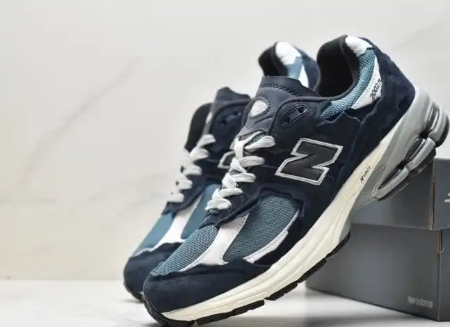 hype New Balance Sneakers