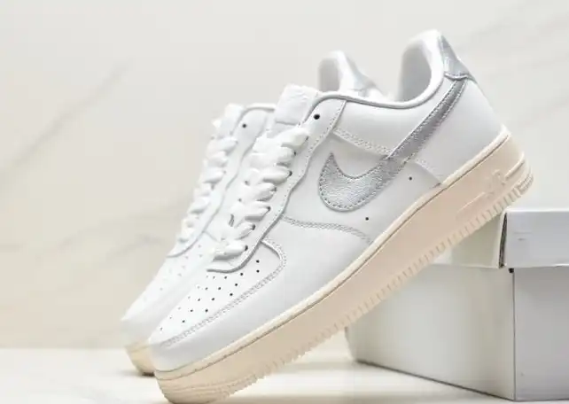 hype Nike Air Force 1