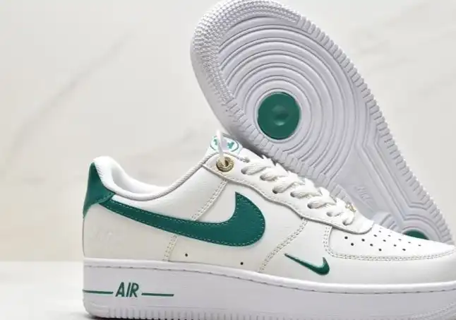 hype Nike Air Force 1