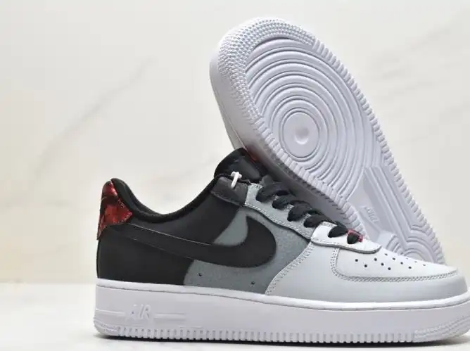 hype Nike Air Force 1