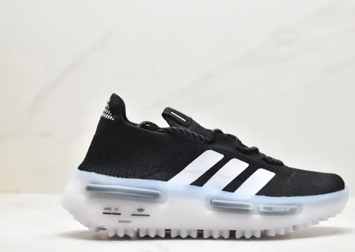 hype Adidas Sneakers