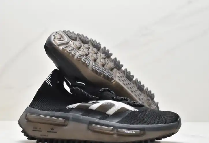 hype Adidas Sneakers