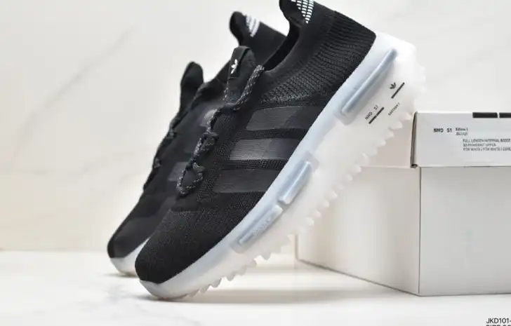 hype Adidas Sneakers