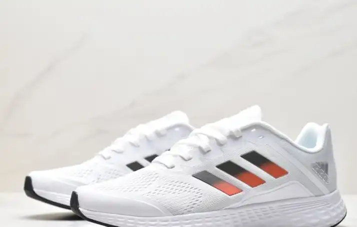 hype Adidas Sneakers