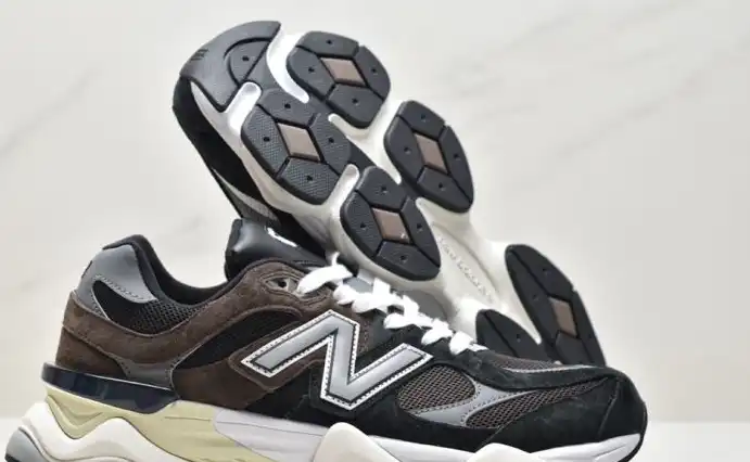 hype New Balance Sneakers