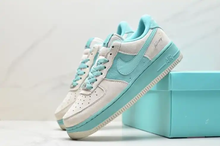 hype Nike Air Force 1