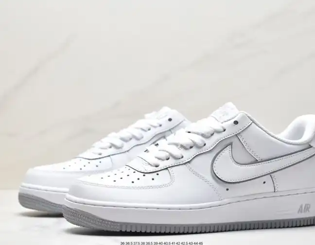 hype Nike Air Force 1