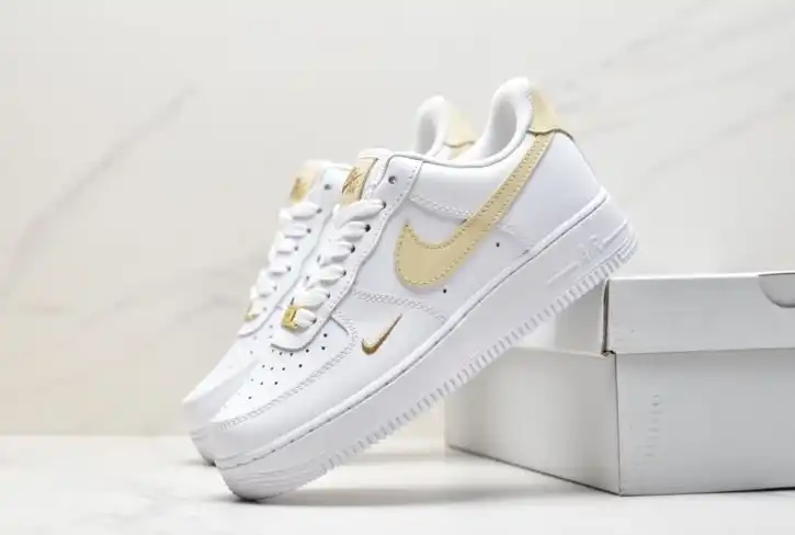 hype Nike Air Force 1