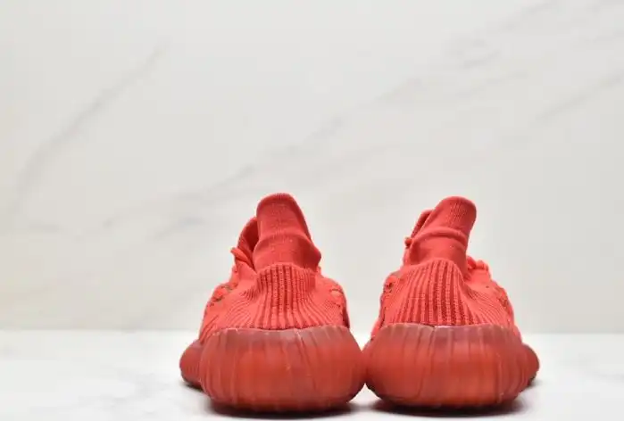 hype Adidas Yeezy Boost