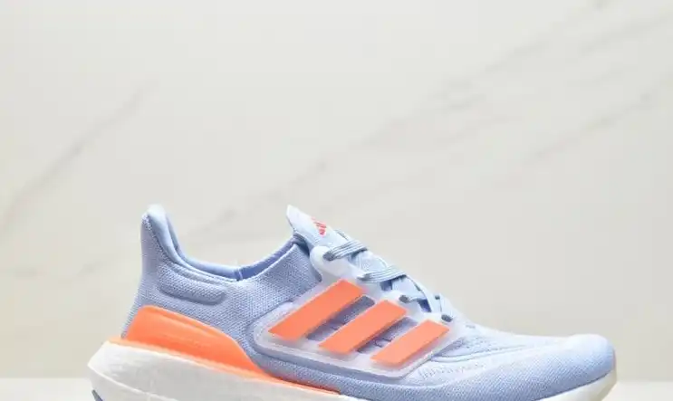 hype Adidas Sneakers