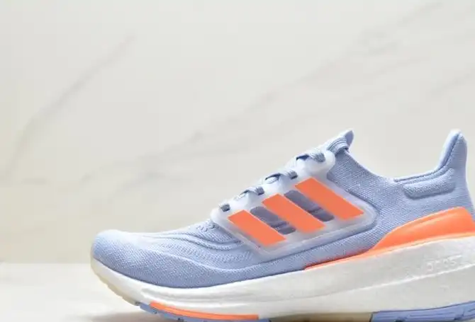 hype Adidas Sneakers