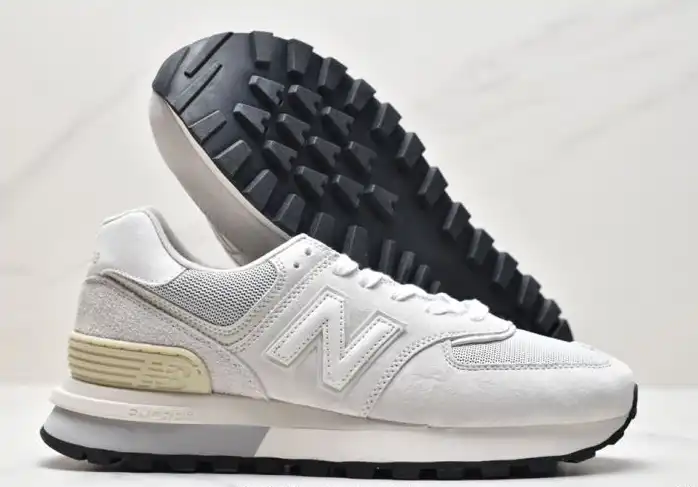 hype New Balance Sneakers