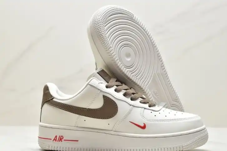 hype Nike Air Force 1