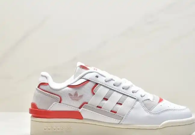 hype Adidas Sneakers