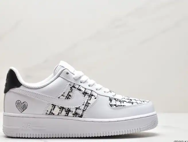 hype Nike Air Force 1