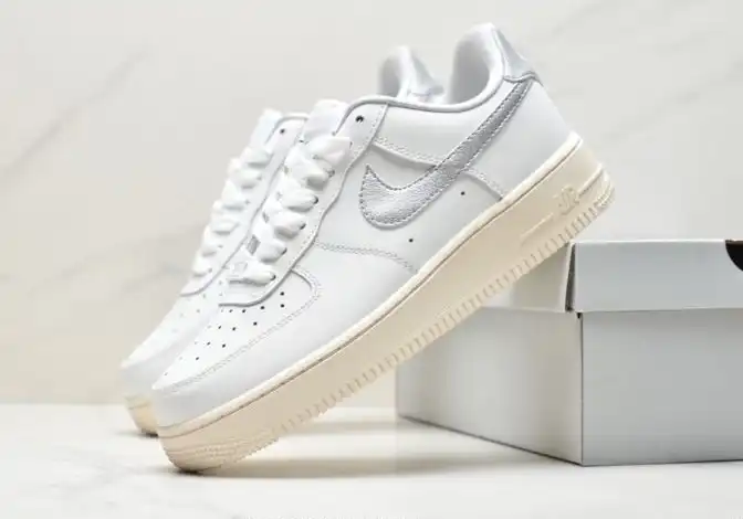 hype Nike Air Force 1