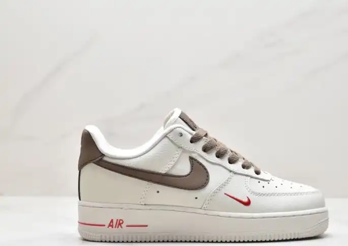 hype Nike Air Force 1