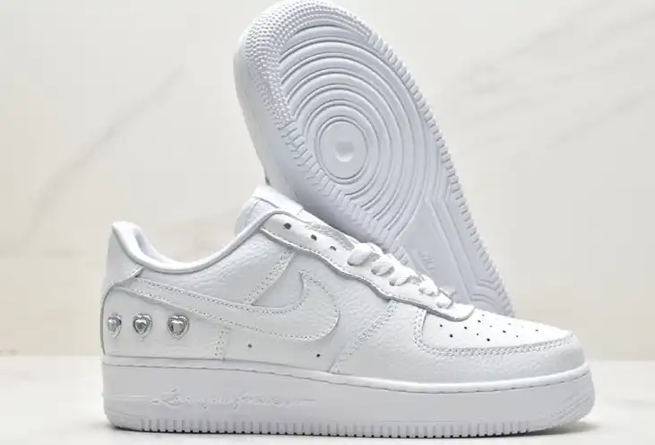 hype Nike Air Force 1