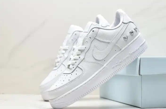 hype Nike Air Force 1