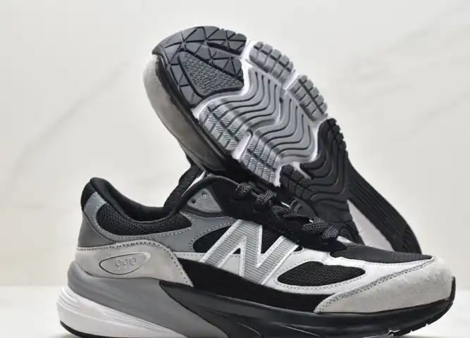 hype New Balance Sneakers