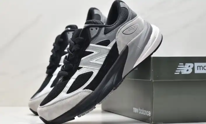 hype New Balance Sneakers