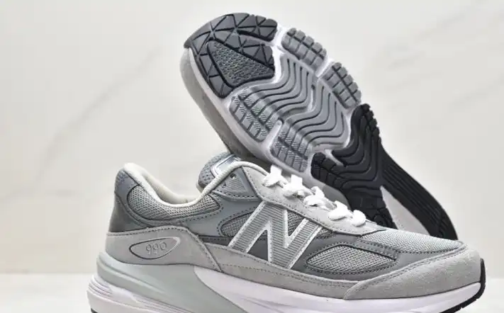 hype New Balance Sneakers