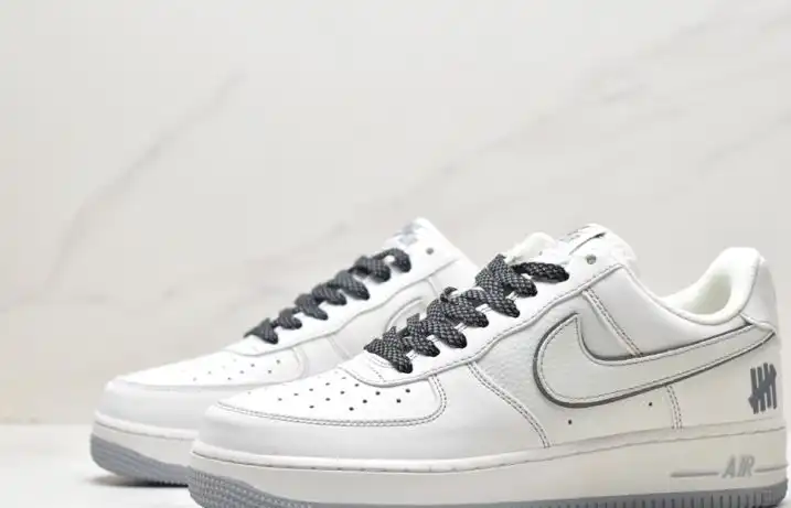 hype Nike Air Force 1