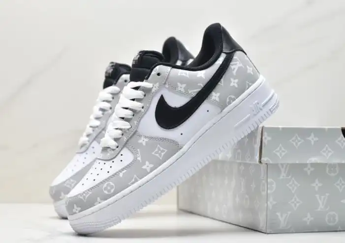 hype Nike Air Force 1