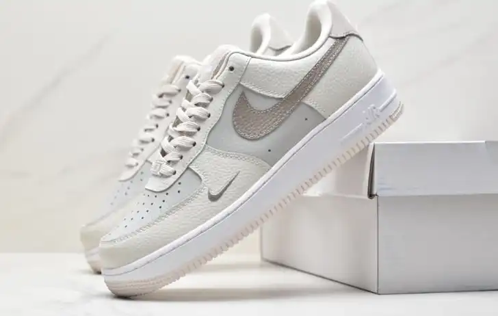 hype Nike Air Force 1