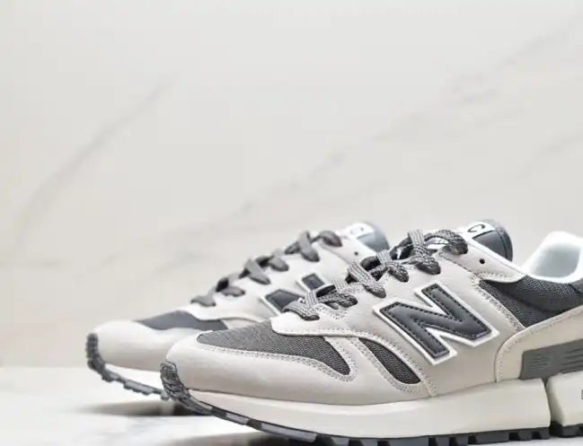 hype New Balance Sneakers