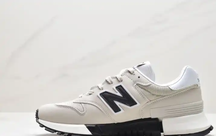 hype New Balance Sneakers