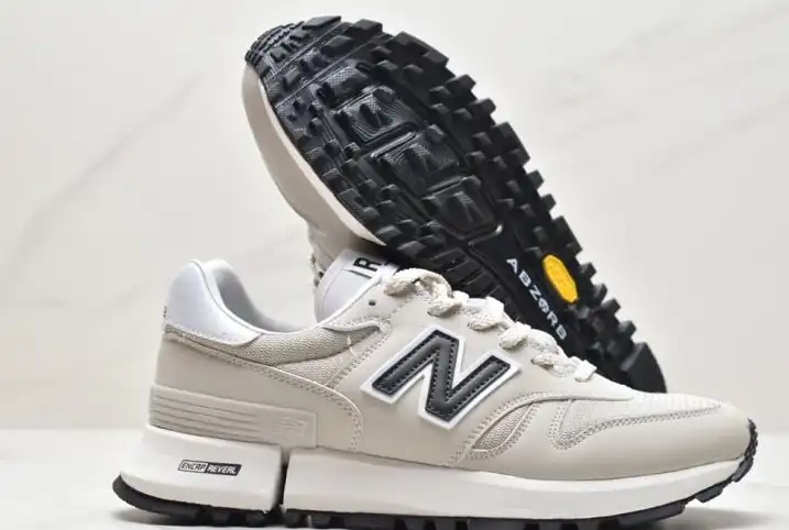 hype New Balance Sneakers