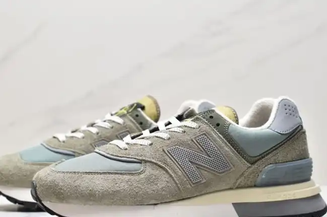 hype New Balance Sneakers