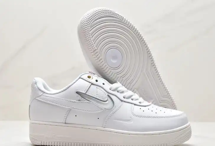 hype Nike Air Force 1