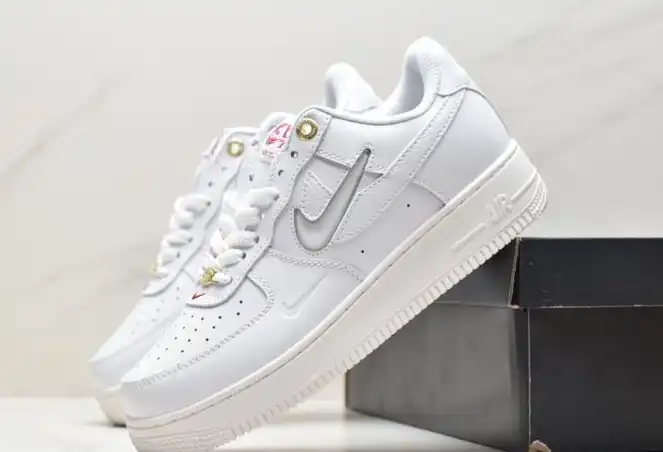 hype Nike Air Force 1