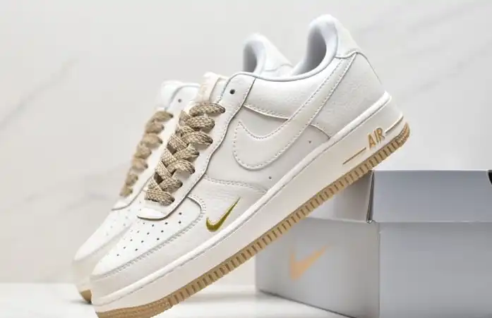 hype Nike Air Force 1