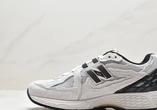 hype New Balance Sneakers